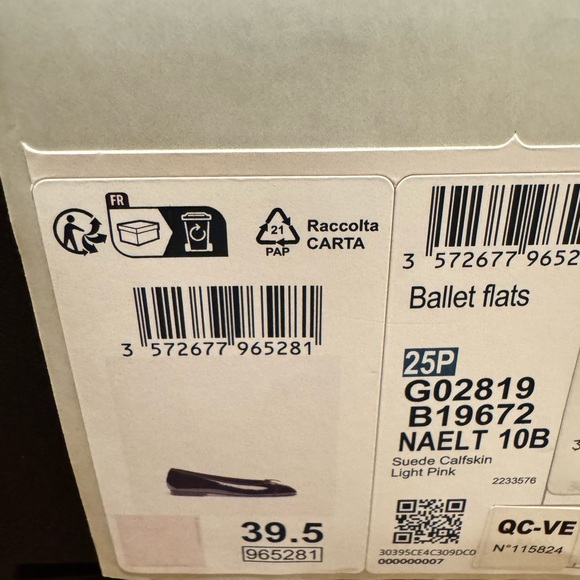 Brand New Never Worn Chanel Pink on Pink Suede Ballet Flats 39.5 - Picture 5 of 5